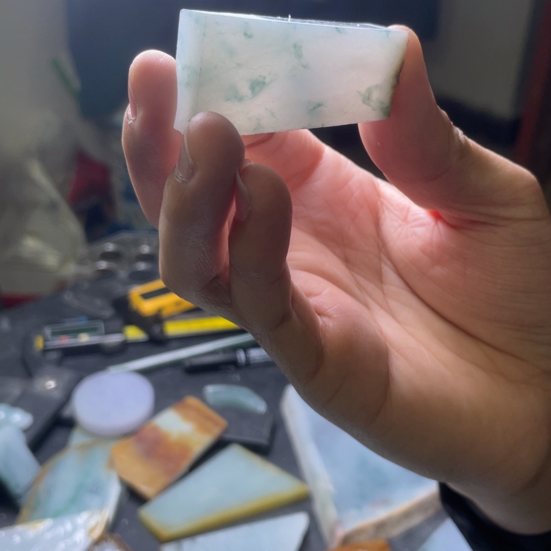 未镶嵌定制翡翠健**乐包工