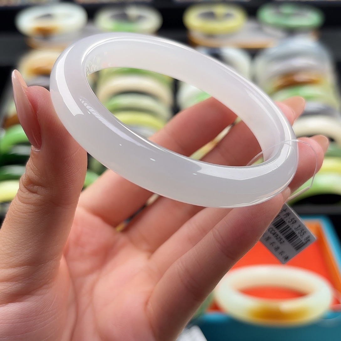 和田玉未镶嵌手镯59.3高冰起荧白月光（大冰块）