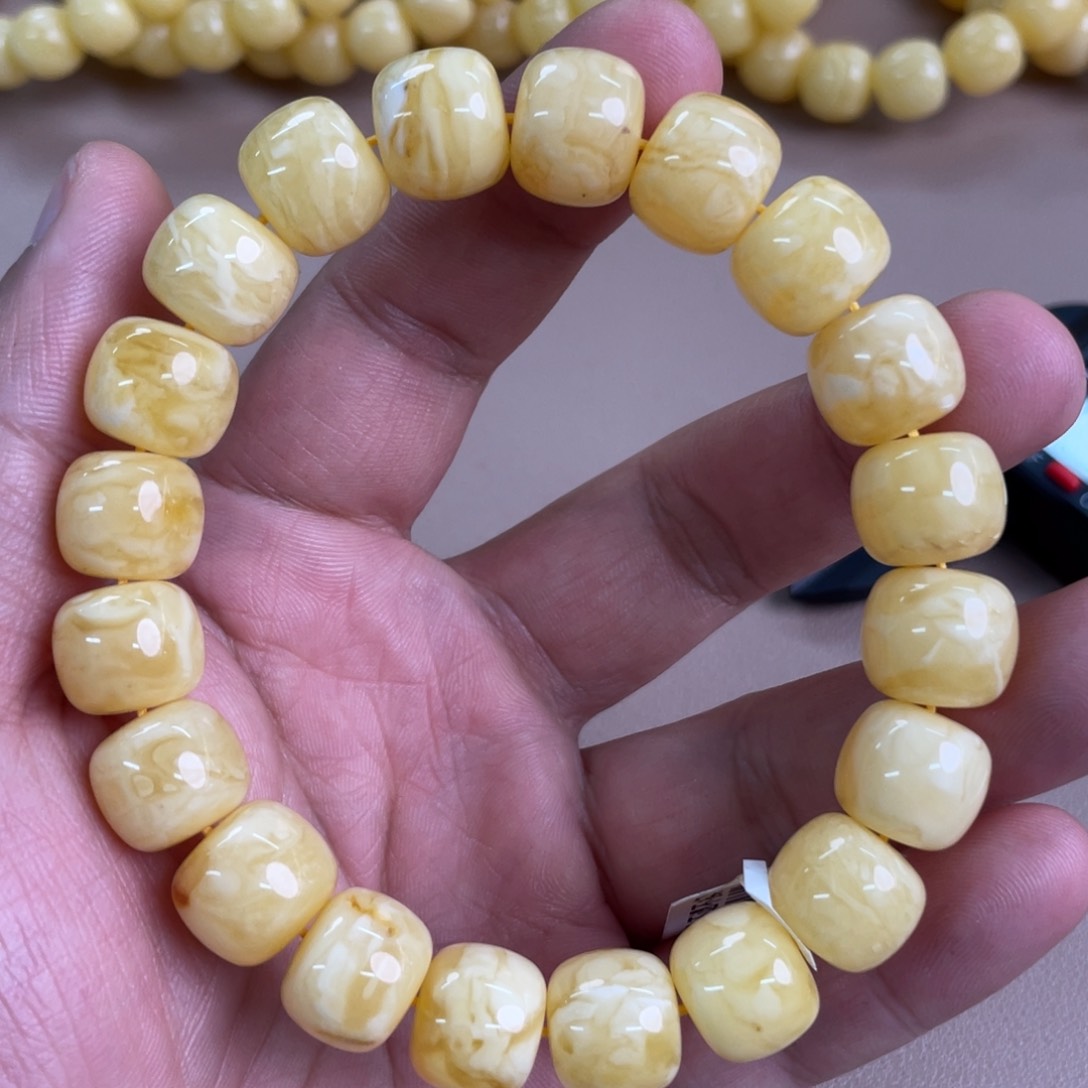 琥珀裸石未镶嵌03500000000