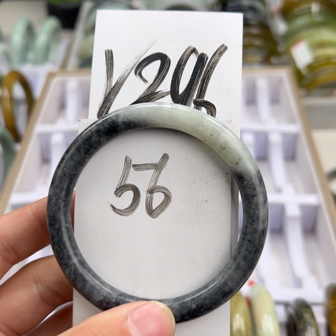 岫玉手镯未镶嵌天然岫玉微瑕