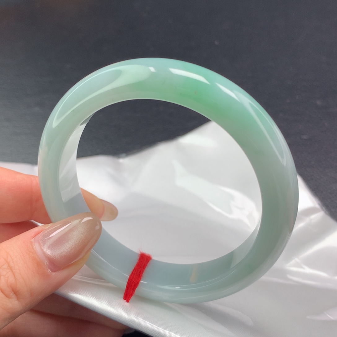 翡翠手镯未镶嵌（17号）