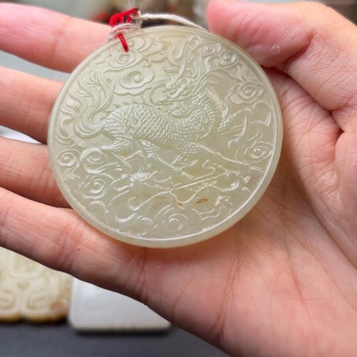 *****和田玉未镶嵌挂件