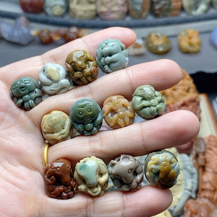 【闪购商品】定制石英质玉吊坠未镶嵌