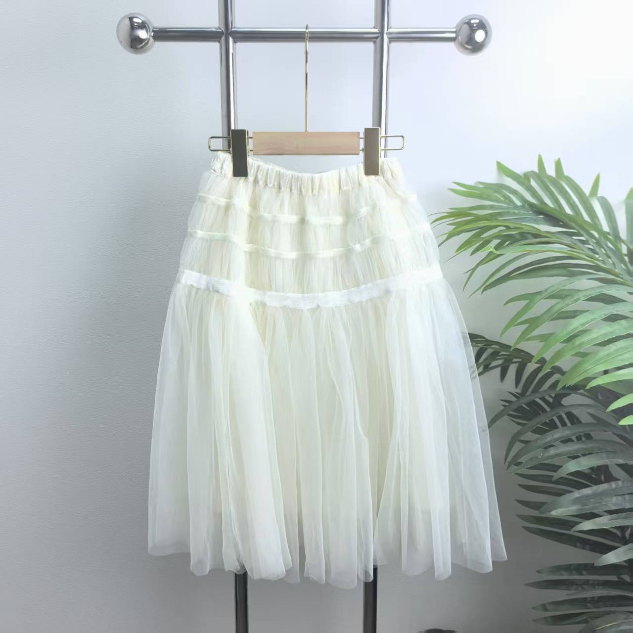 【7320】浅米色丝绒网纱半裙B0-7