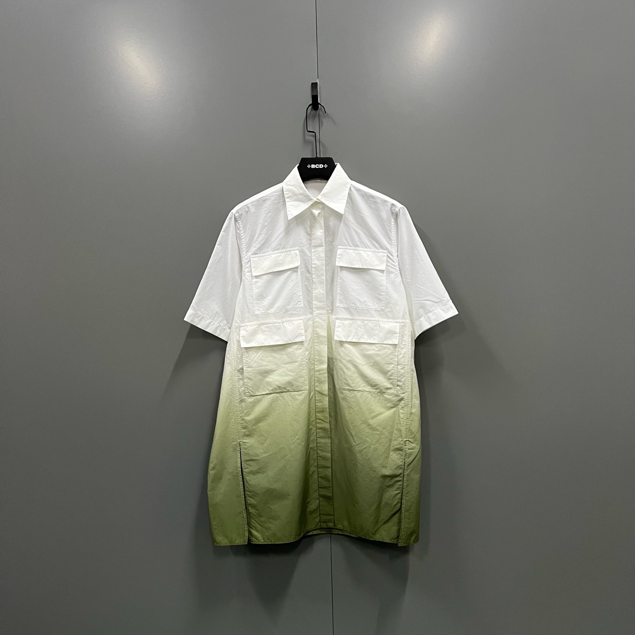 95新 Celine/思琳 （bb）121 白绿渐变衬衫 36码/5500