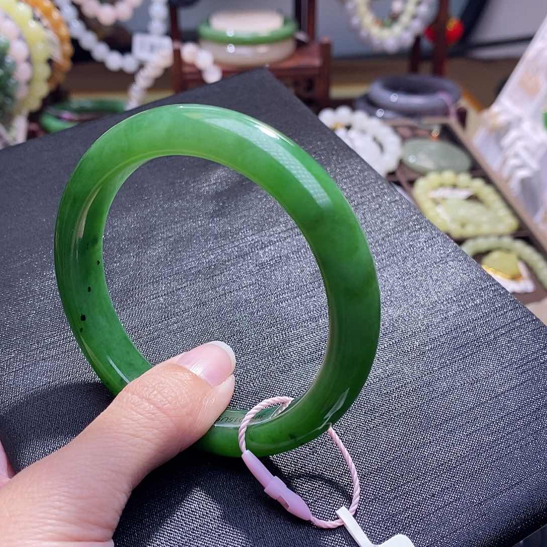 和田玉未镶嵌俄七碧玉老料毕业级手镯56.6圈口