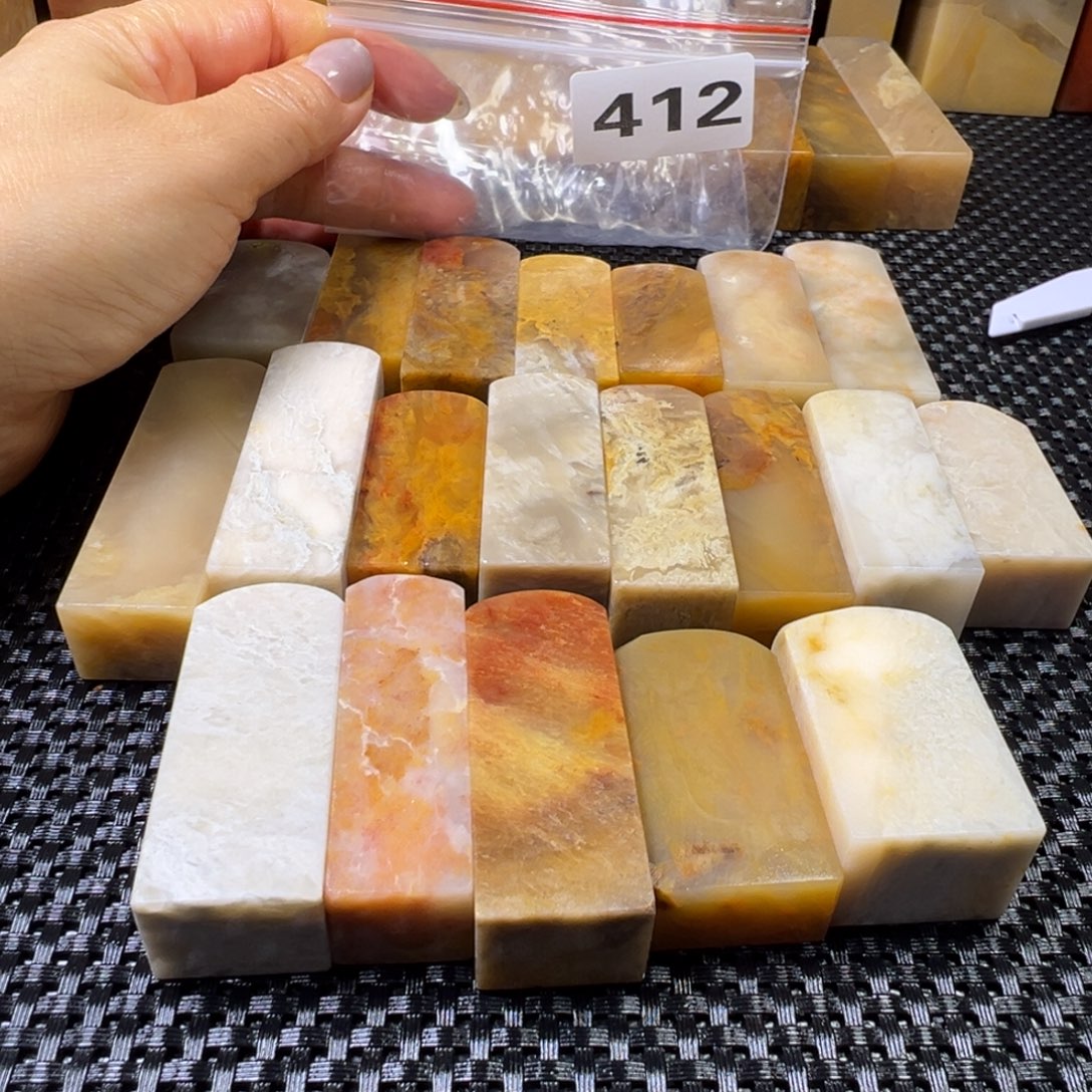 董***士老挝石巴林石巴林石