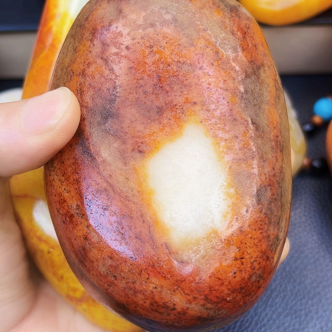 和田玉未镶嵌珠宝奇石魏*彪