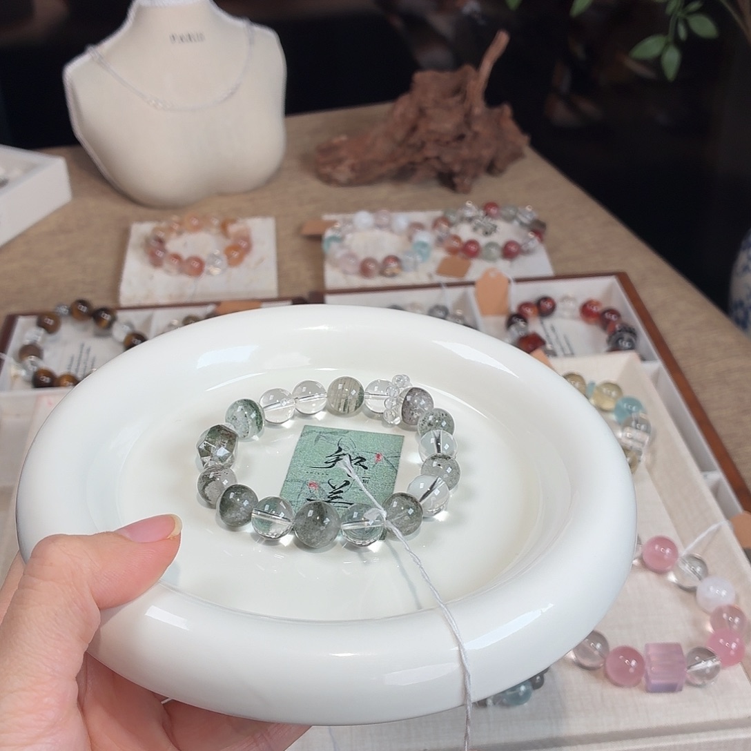 水***干绿幽白水小咪数手串