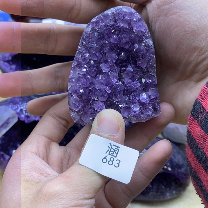 水晶大型摆件（非配饰）未镶嵌