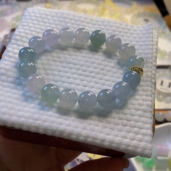 定制翡翠未镶嵌翡翠.