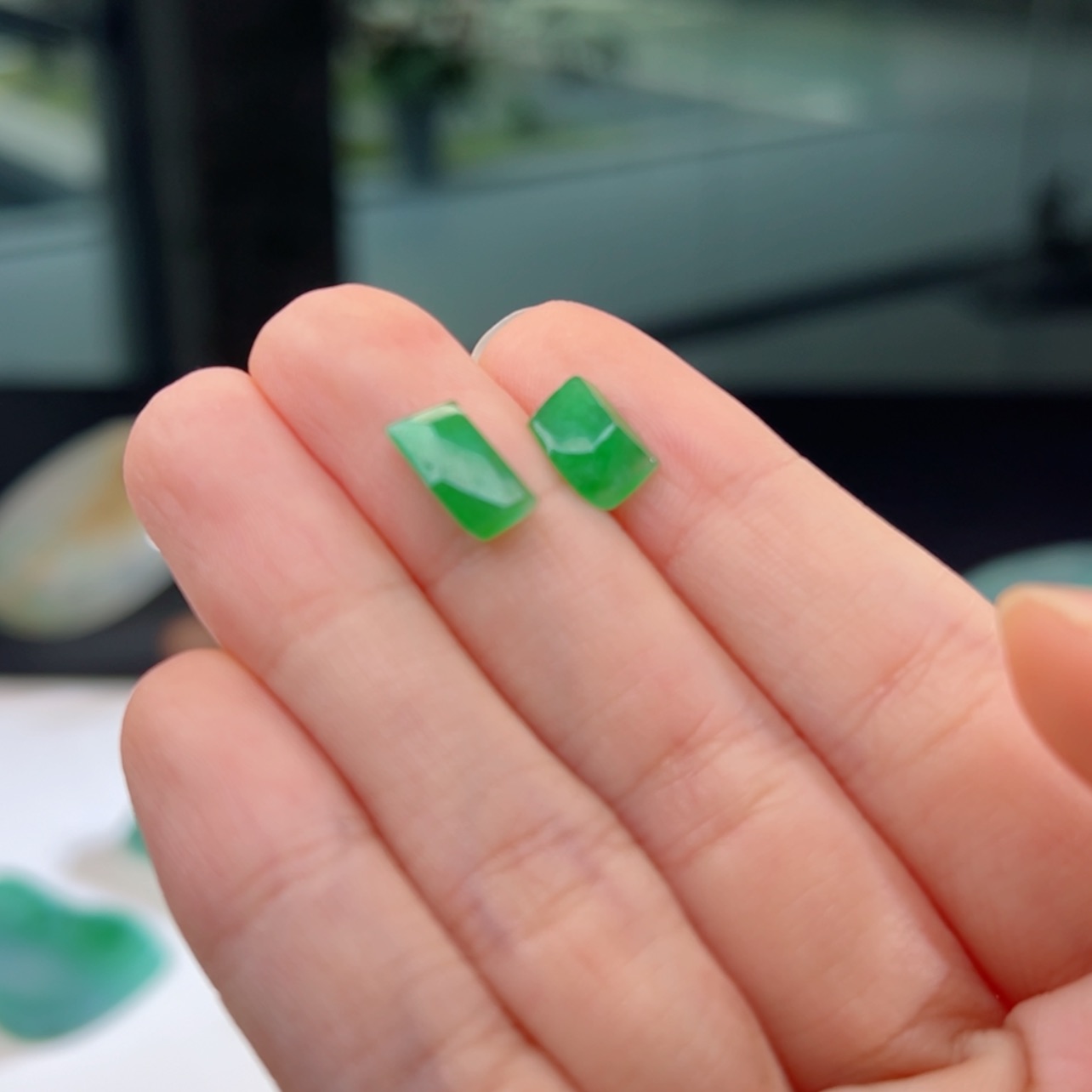 【闪购商品】定制翡翠未镶嵌裸石 正阳绿 一对