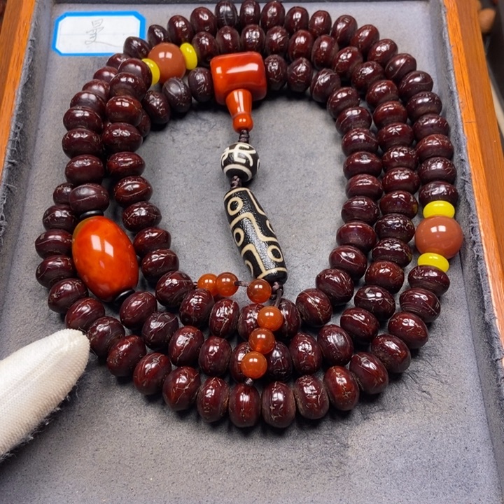 凤眼菩提吊坠菩提