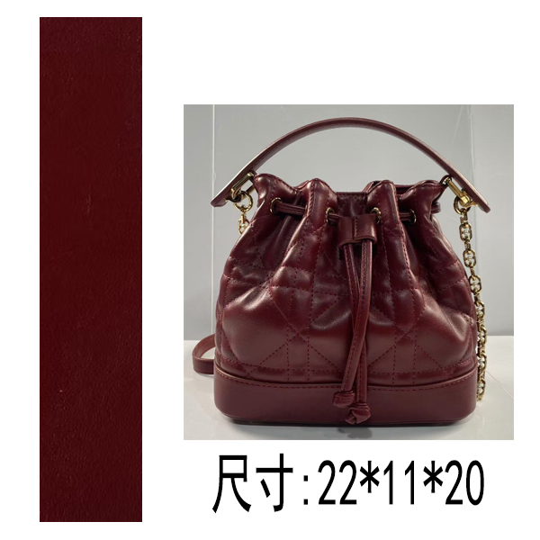 PG110 25新款 时尚百搭红色烧麦包jolie抽绳水桶