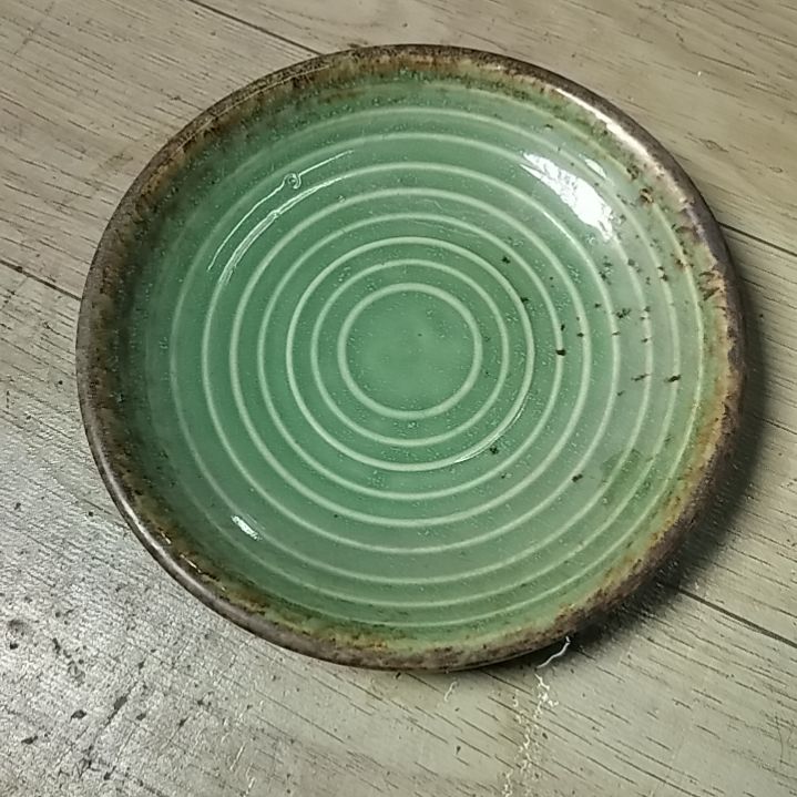 盘瓷片陶瓷杯盘壶碗都有