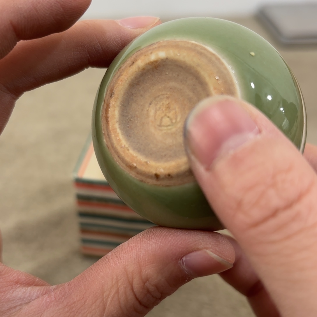 瓷片非常好看漂亮的物品 