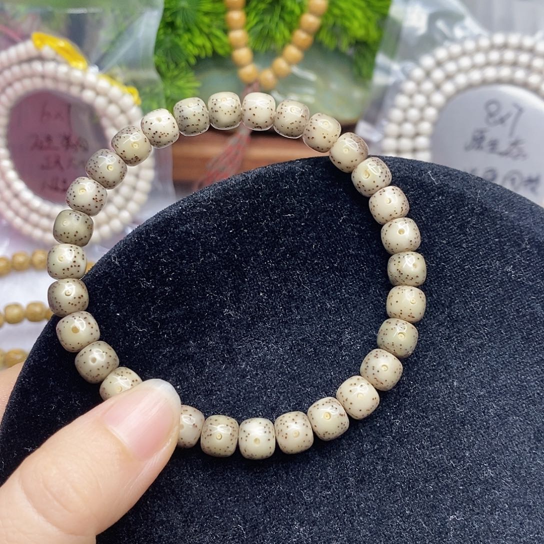 多***~星月菩提吊坠87石玉