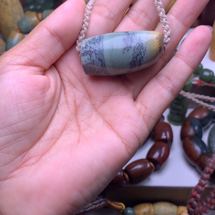 岫岩河磨玉（透闪石质玉）吊坠(不含链)未镶嵌