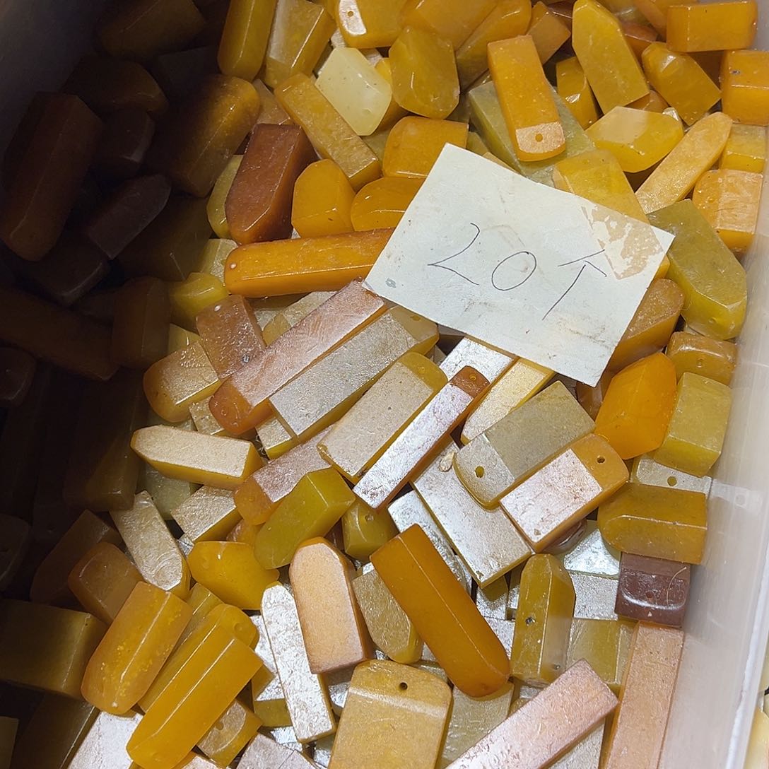 老挝石老挝北部1.5左右发20个