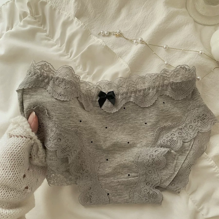 法式复古风蕾丝边纯欲女士三角裤2025年秋冬新款内裤女纯棉裆
