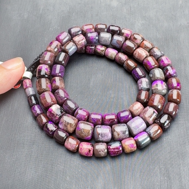 未镶嵌苏纪石（舒俱来）项链项链