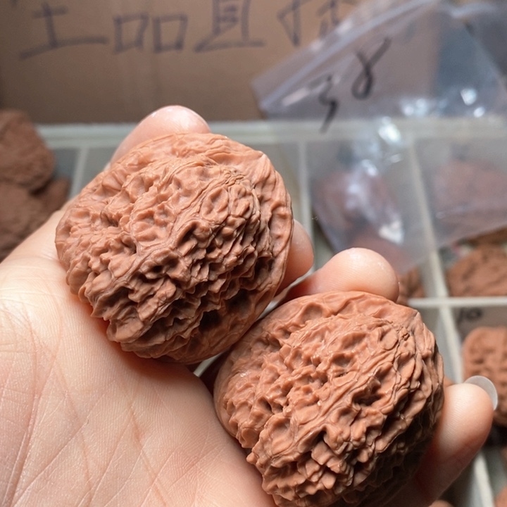 文玩核桃吊坠南疆石