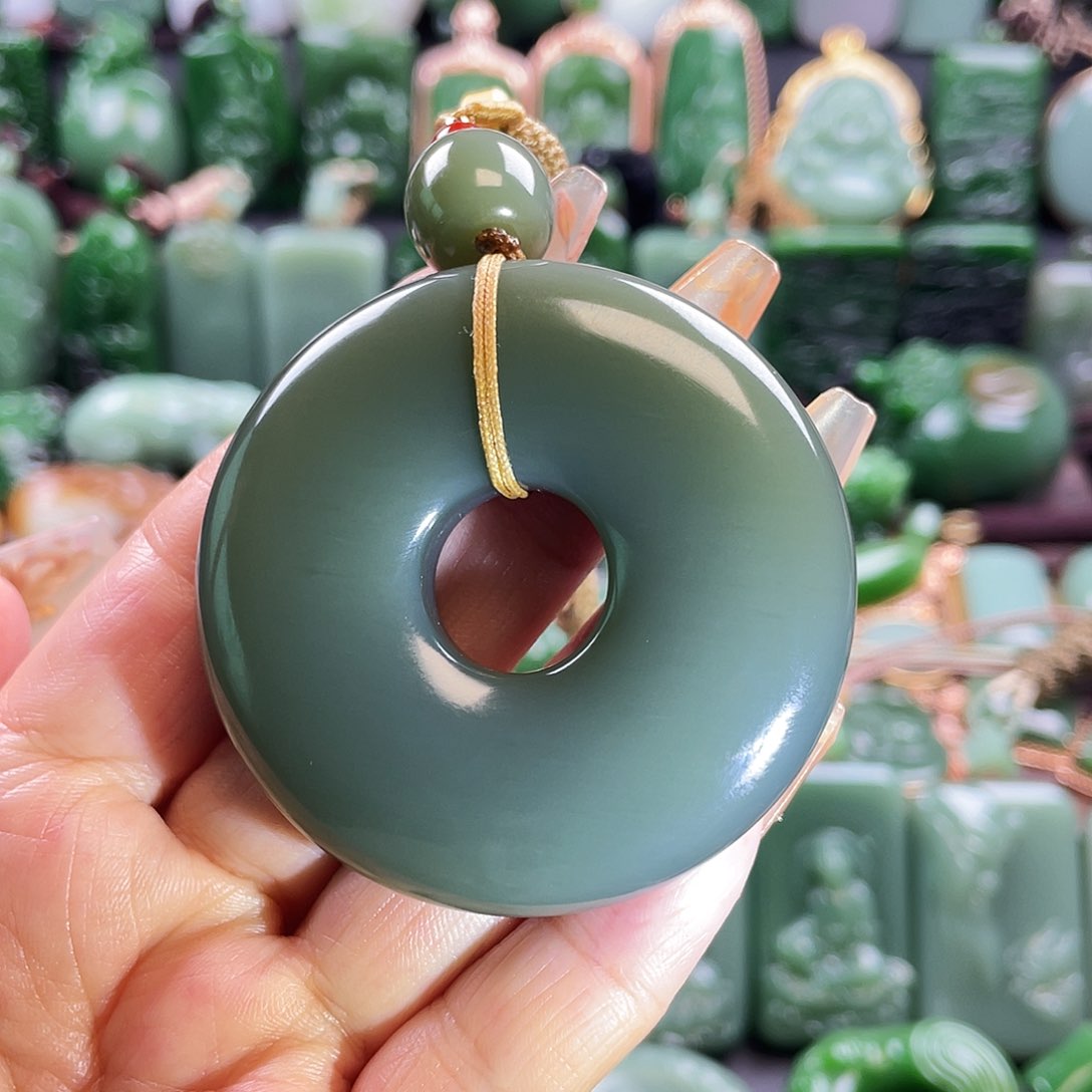 和田玉挂件未镶嵌曲**觞