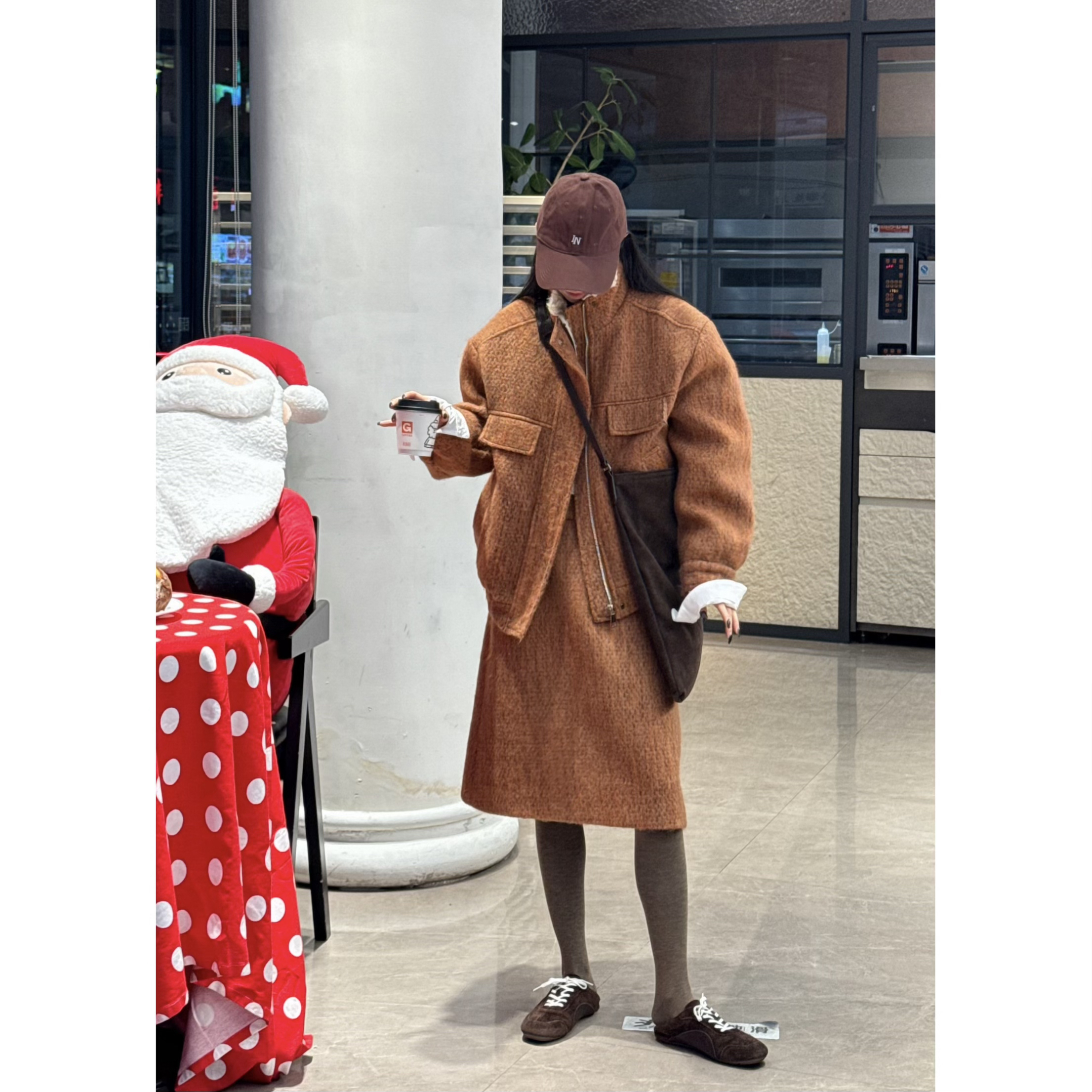 橙意满满～复古立领小香风羽绒外套➕半松紧腰五分裙套装（要干洗！）