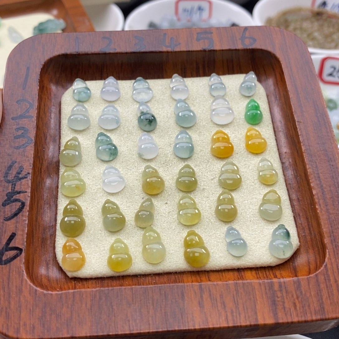 翡翠颈饰未镶嵌60一个可挑