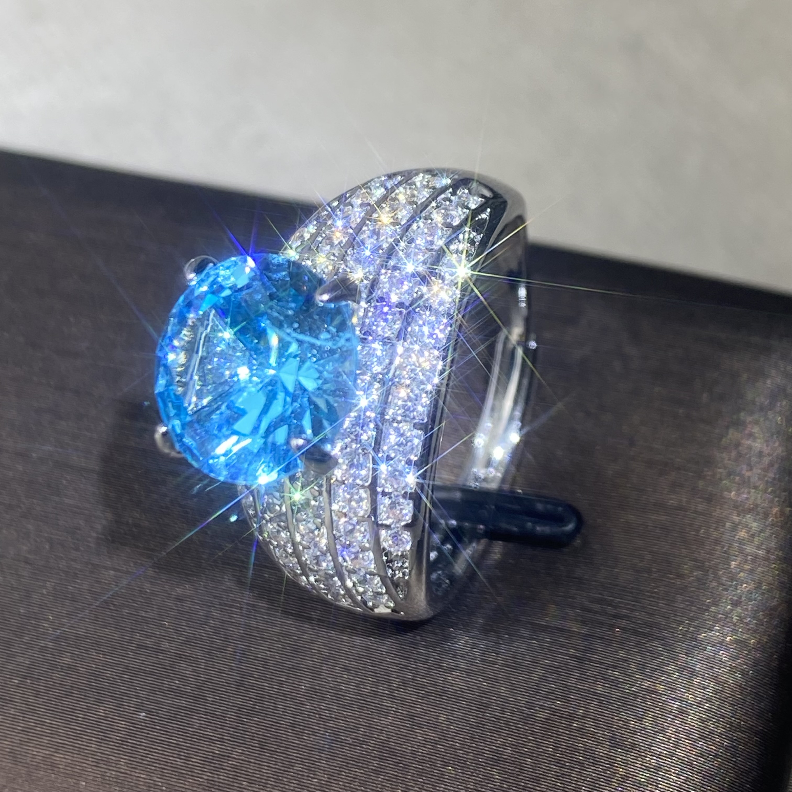  6671【戒指】轻奢精品白金色女士戒指