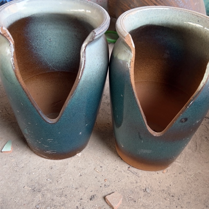 红陶瑕疵14-21两个