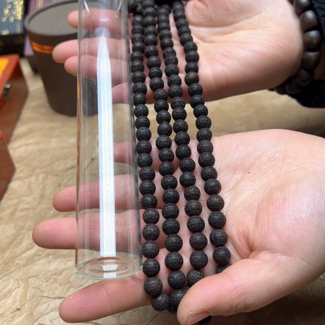 大叶紫檀（黑酸枝木类）