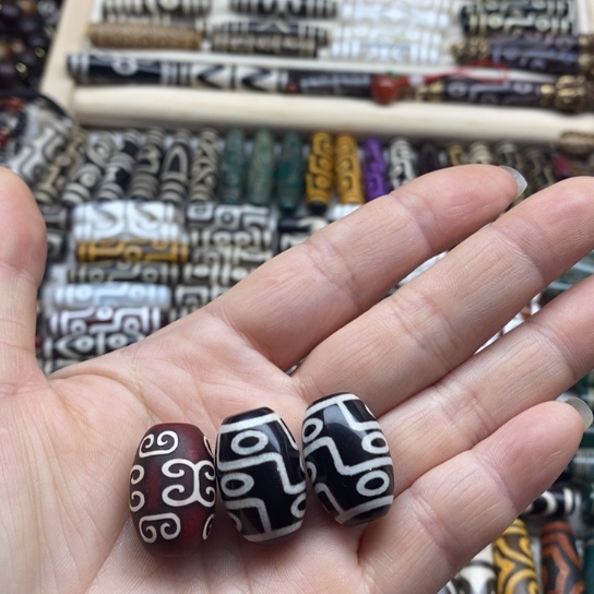 用***1玛瑙/玉髓未镶嵌颈饰