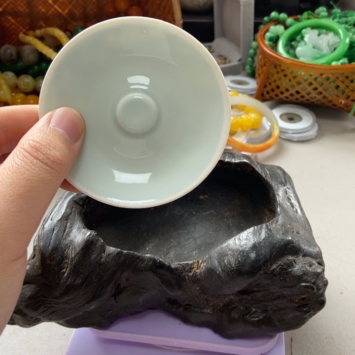 瓷片不哈哈哈哈哈哈就哈哈哈哈