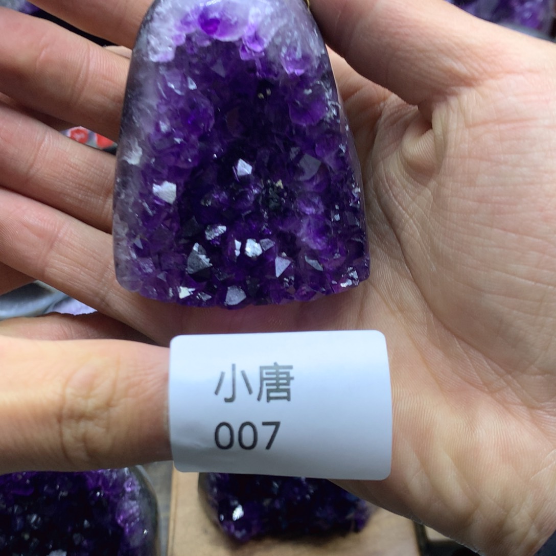 紫晶大型摆件（非配饰）未镶嵌