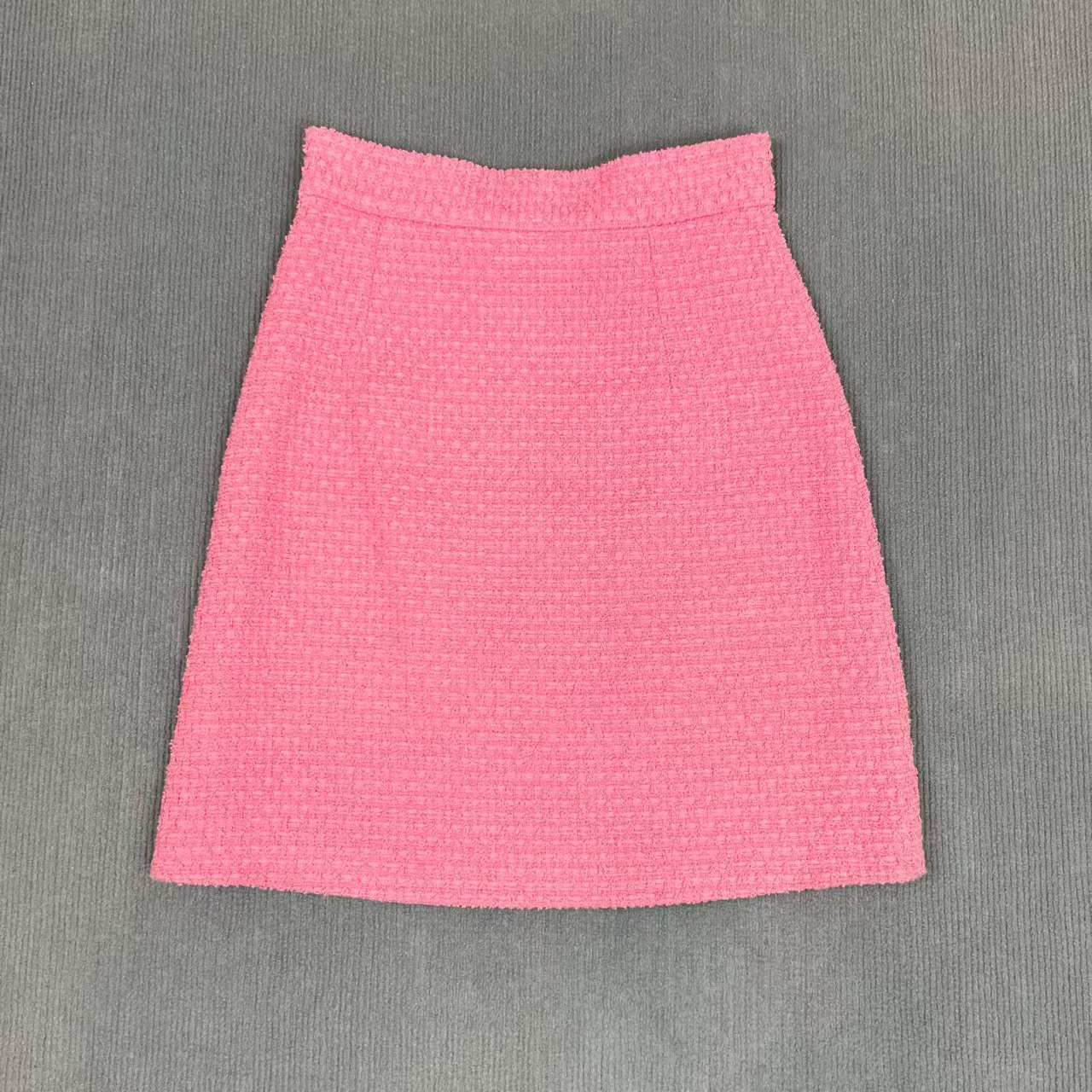 99新 GUCCI/古驰 250130/38码/纯色高腰短款休闲裙