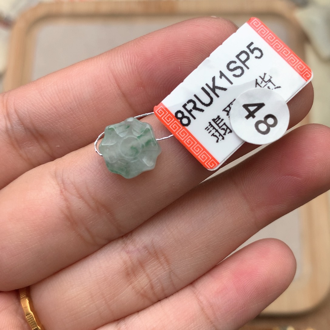 【闪购商品】未镶嵌挂件翡翠一