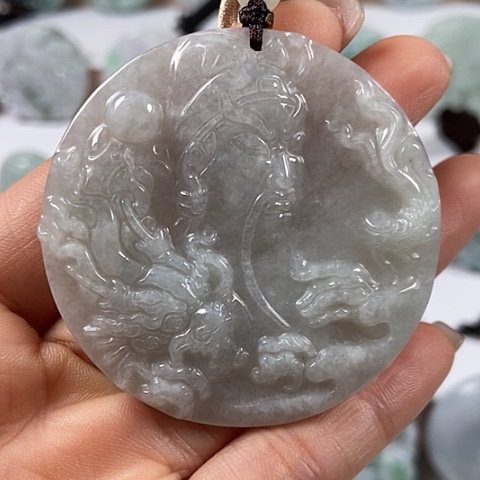 翡翠颈饰未镶嵌关二爷福利