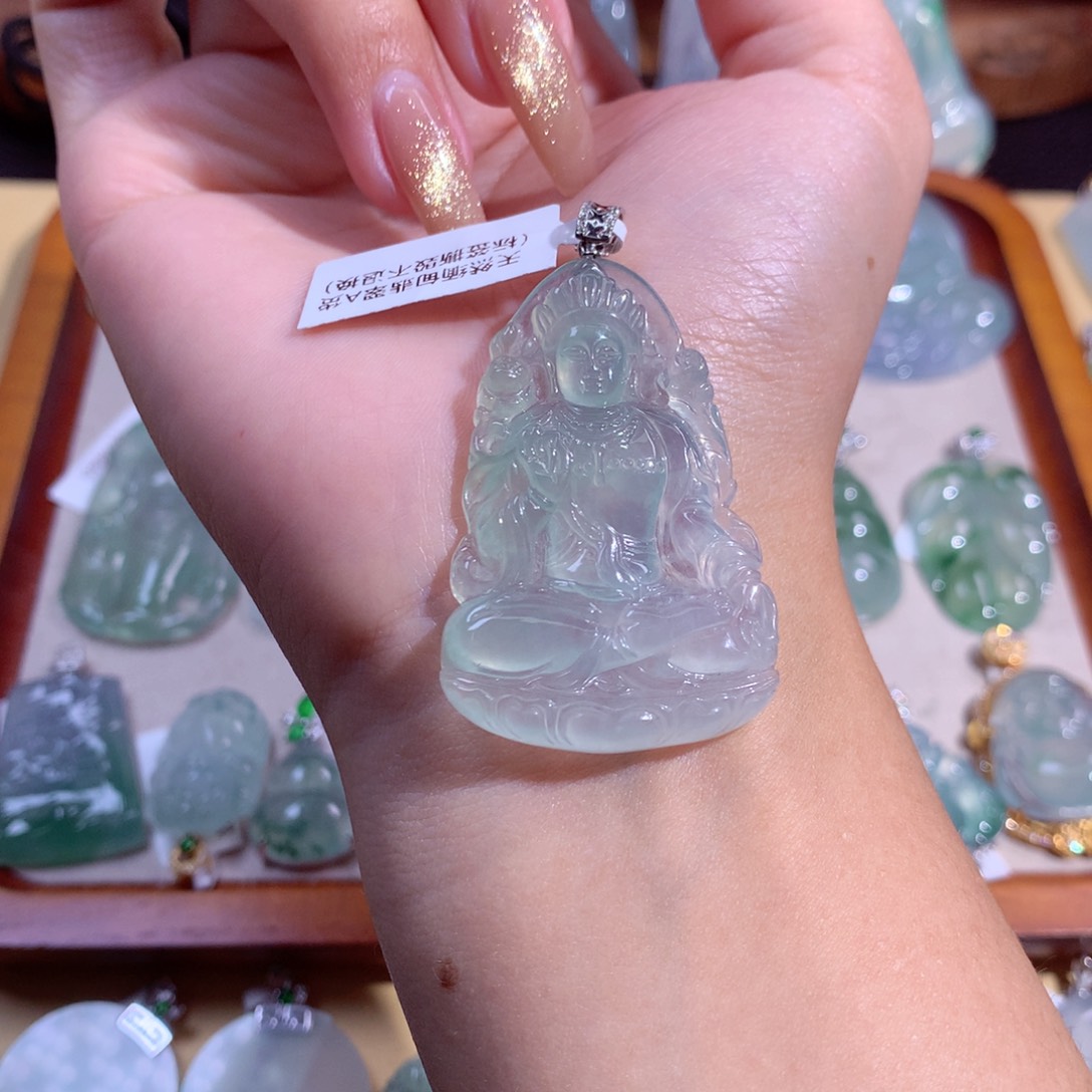翡翠吊坠(不含链)18K金镶嵌