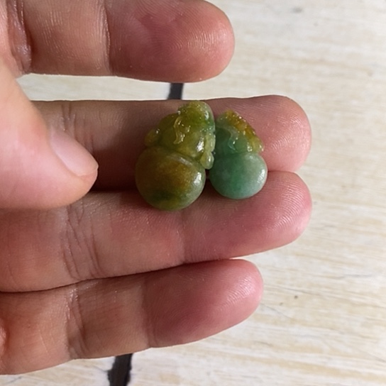 未镶嵌定制翡翠牌子