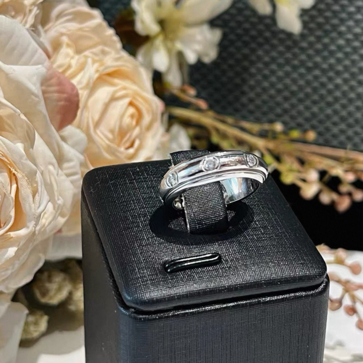99新 Piaget/伯爵 50码8钻 伯爵/戒指/指环/9637