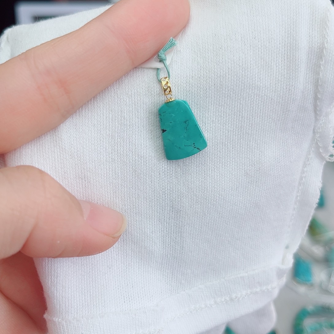 绿松石18K金镶嵌绿松石