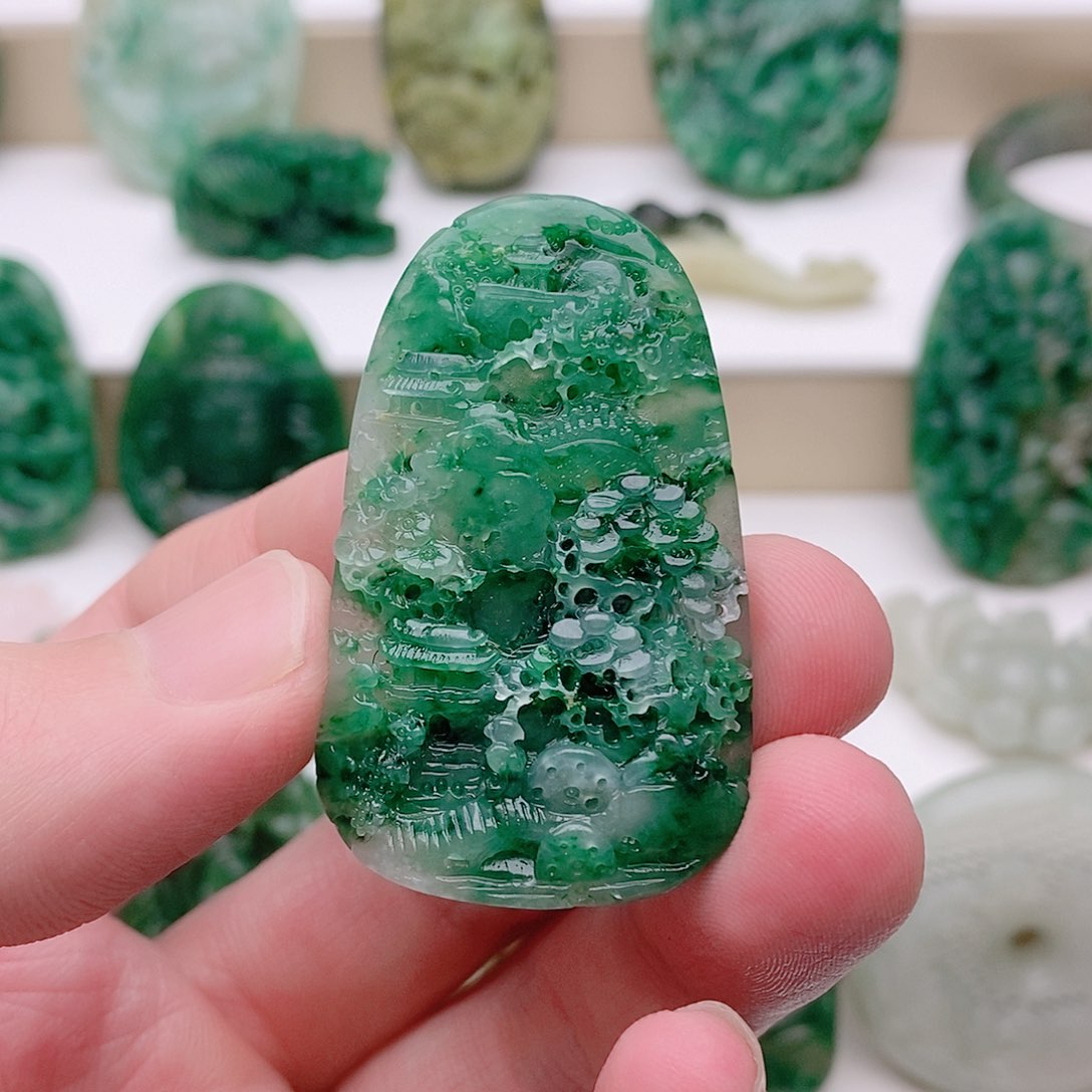 独山玉吊坠未镶嵌！***！