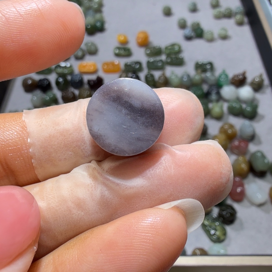 和田玉未镶嵌珠宝奇石