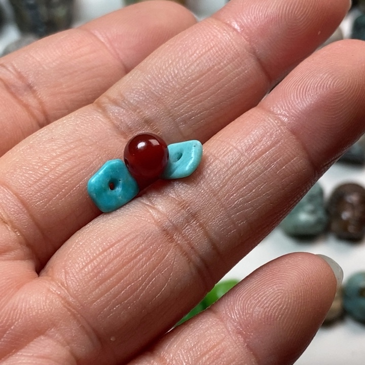 南红玛瑙未镶嵌颈饰