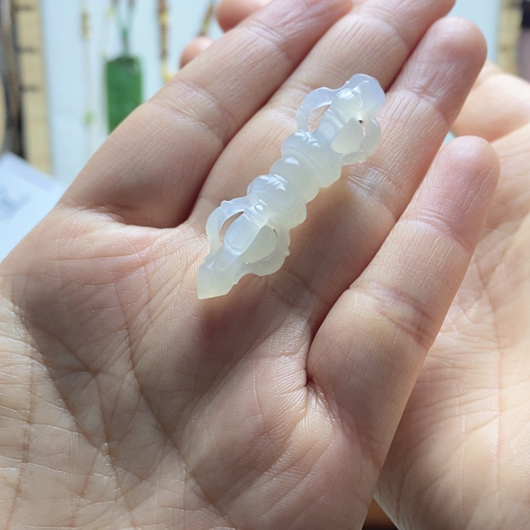 颈饰未镶嵌和田玉一***馆白冰降魔杵吊坠