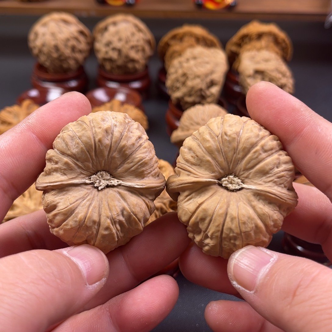 文玩核桃把件南瓜墩