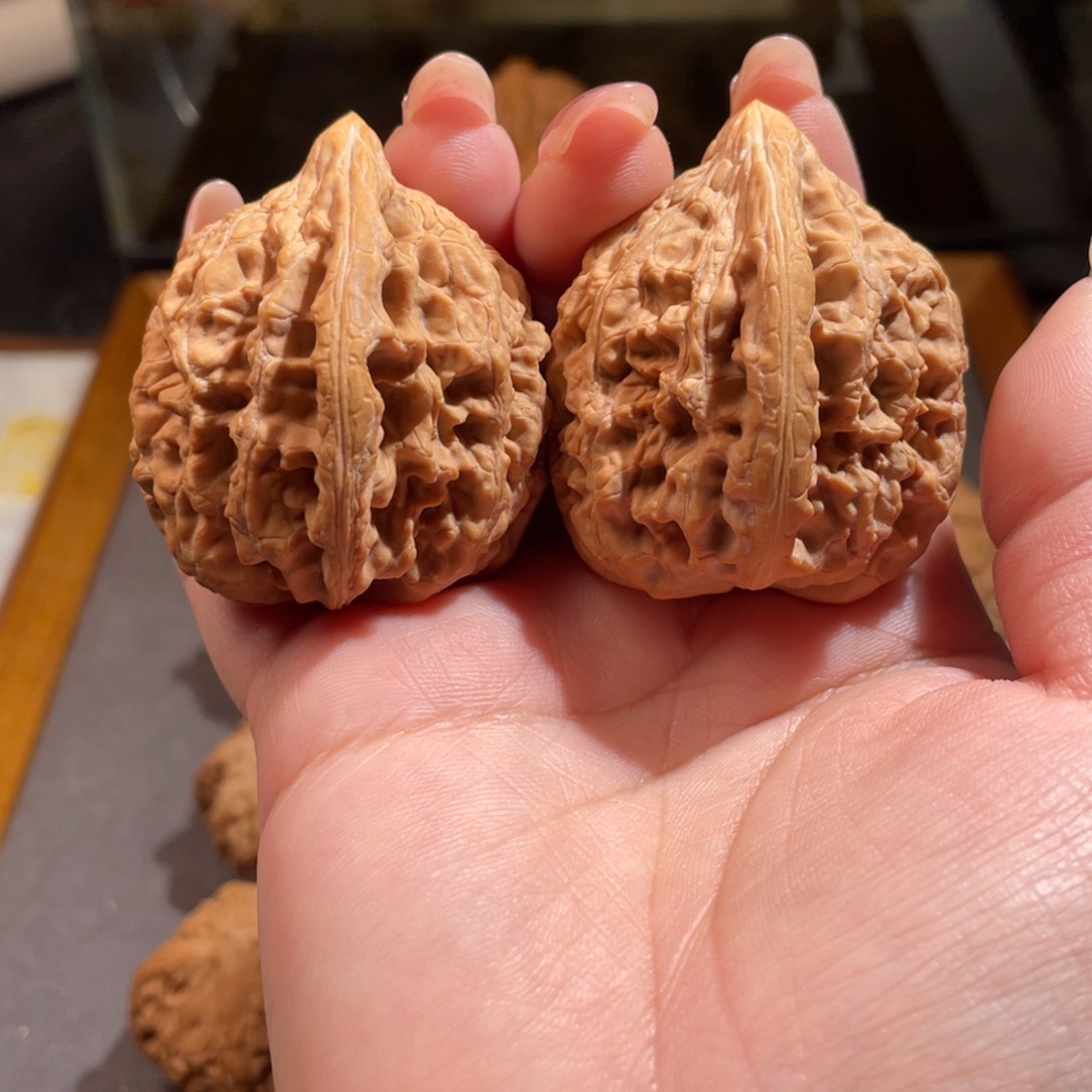 文玩核桃吊坠40大沽石