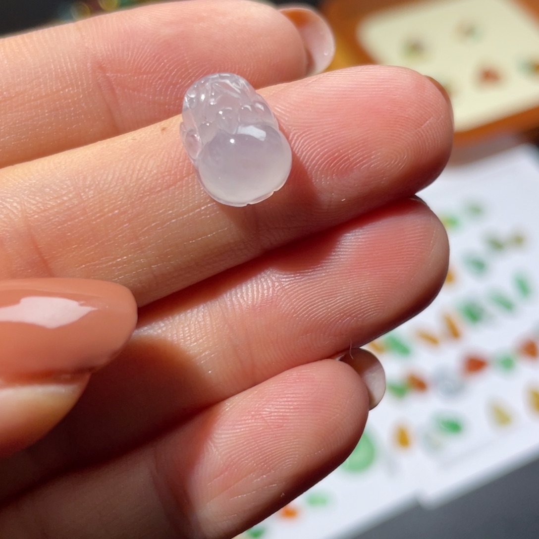 翡翠未镶嵌颈饰缅甸翡翠A货冰貔貅