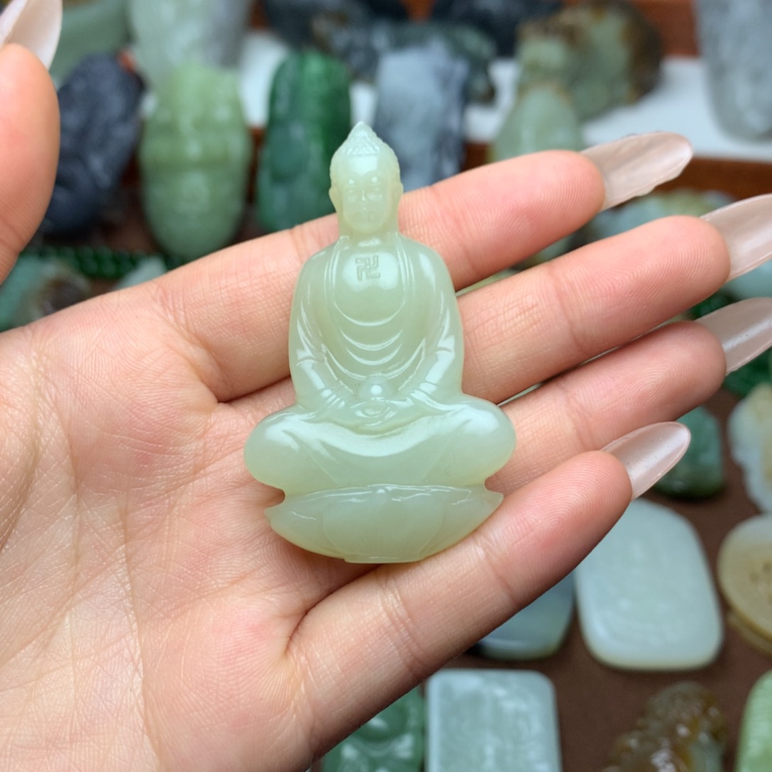 和田玉挂件未镶嵌